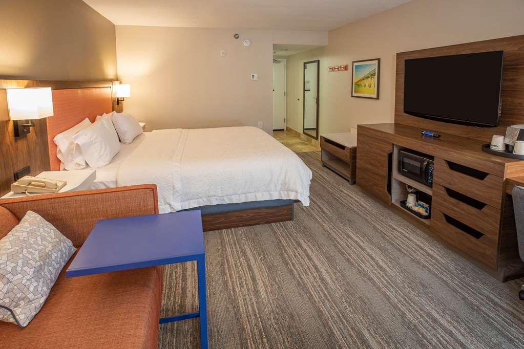 Hampton Pensacola-airport Hotel